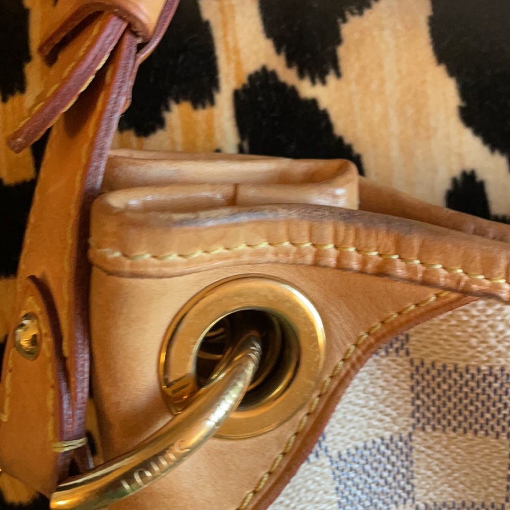 Louis Vuitton Damier Azur Galleria Bag - Picture 4 of 8